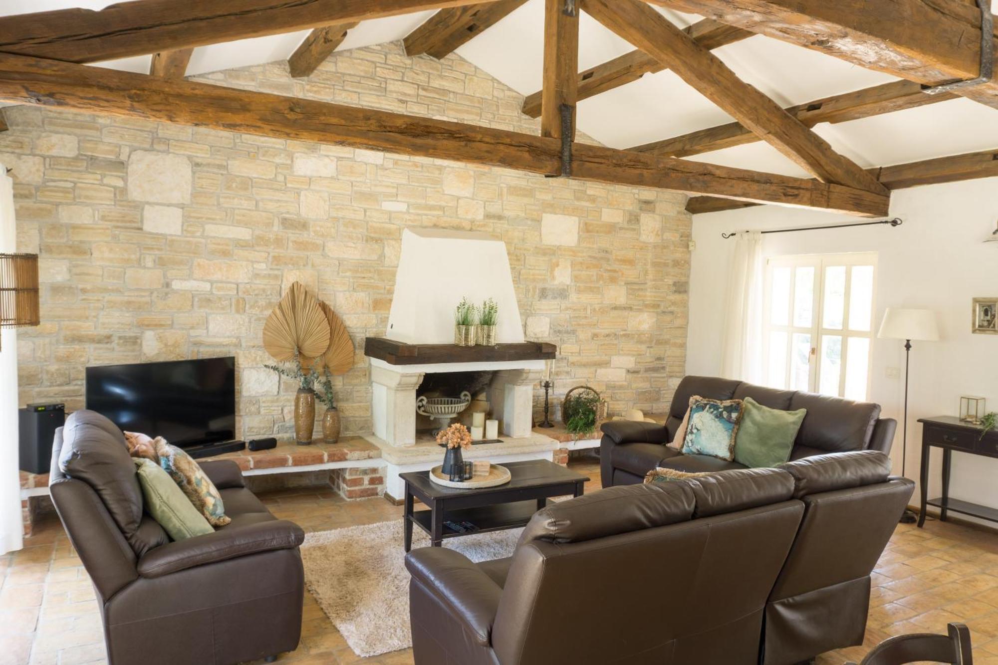 Villa Melissa - Istrisches Steinhaus Mit Pool In Guter Lage Sveti Lovreč Pazenatički Dış mekan fotoğraf